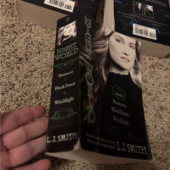 Night World Series by LJ Smith Paperback Volumes 1-3 - Picture 9 of 12